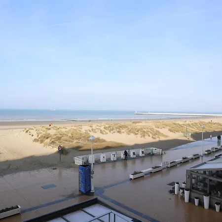 Apartment Located Directly On The Nieuwpoort