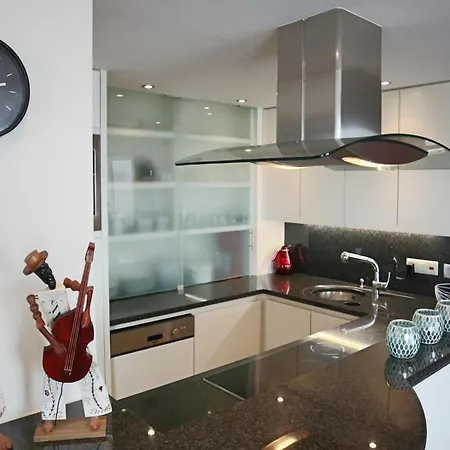 Apartment In With Sea Views *