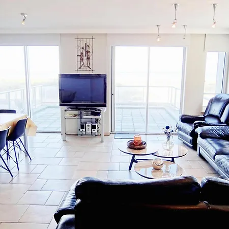 In With Sea Views Apartment *