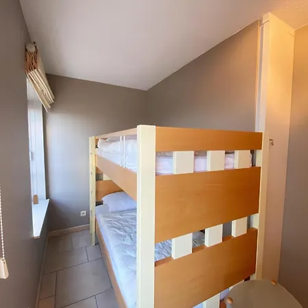 In With Sea Views Apartment